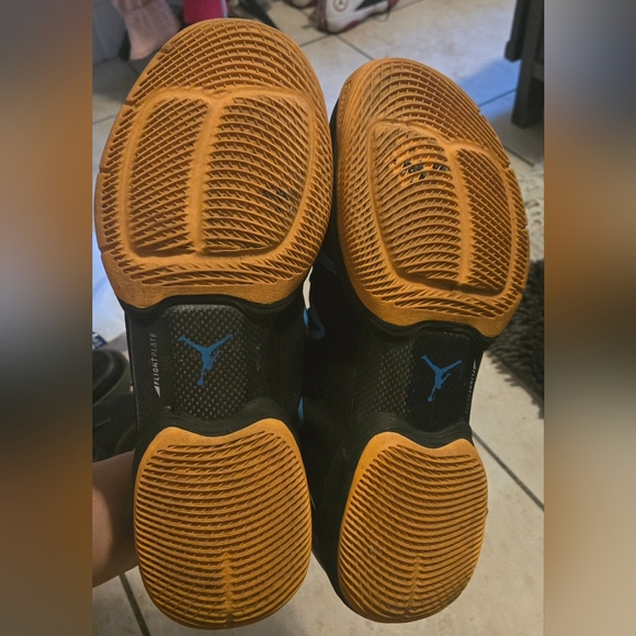 Air Jordan 28 SE Black Atomic Mango - Picture 6 of 12